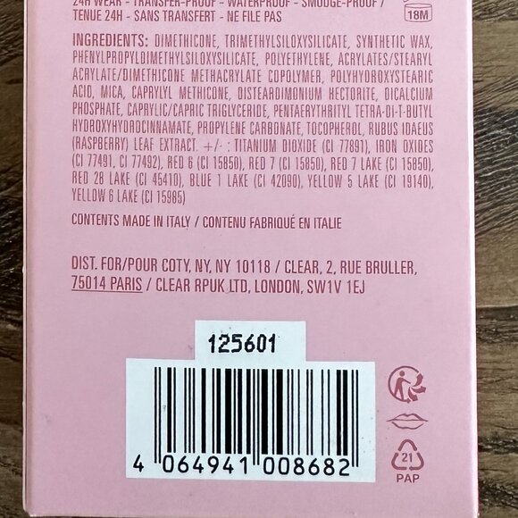 Kylie Jenner Matte Liquid Lipstick and Lip Liner - Picture 10 of 10